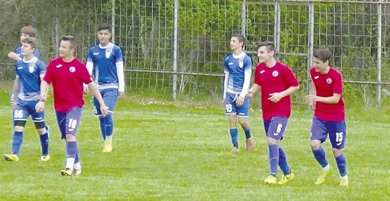 Спорт | Безупречни отбори на “Етър”  в Севлиево и Плевен