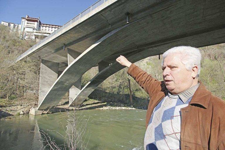 Горещи новини | Една от дъгите на моста на главния път  В. Търново – Русе се нуждае от спешен ремонт