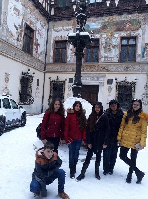 Ученици от ОУ “Бачо Киро” се завърнаха от визита в Румъния