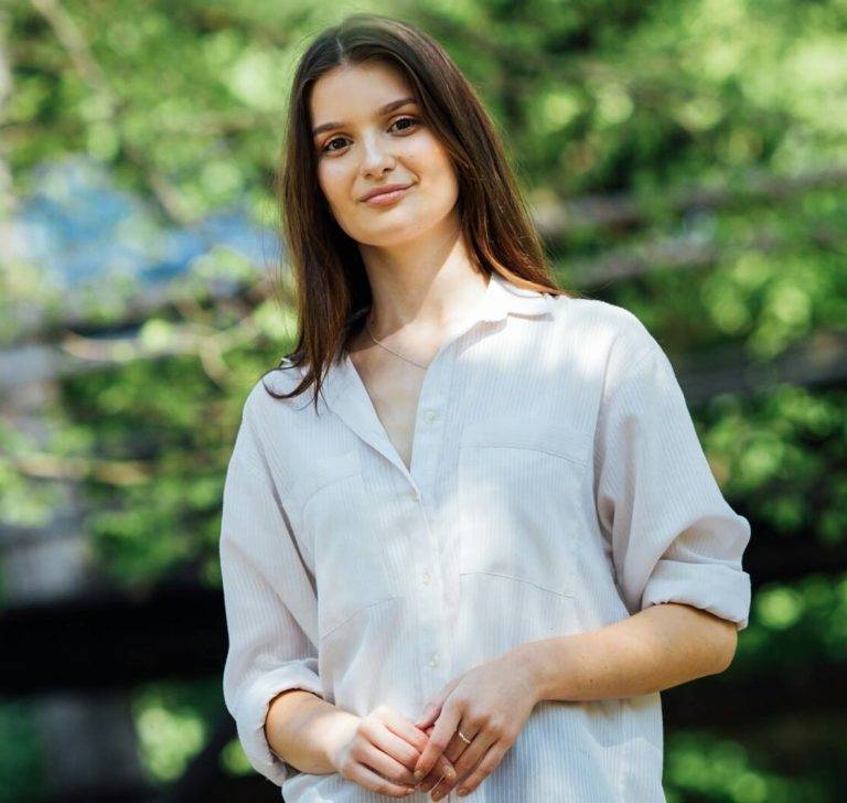 Култура | Миглена Романова от ВТУ получи  специалната награда на пиарите