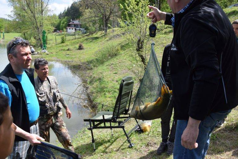 Елена | С петкилограмов шаран Йордан Борисов е първи на общинското състезание по риболов в Елена