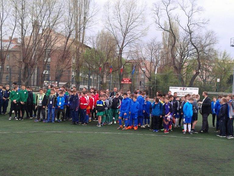 Горещи новини | Футболни таланти от Велико Търново опознаха Будапеща