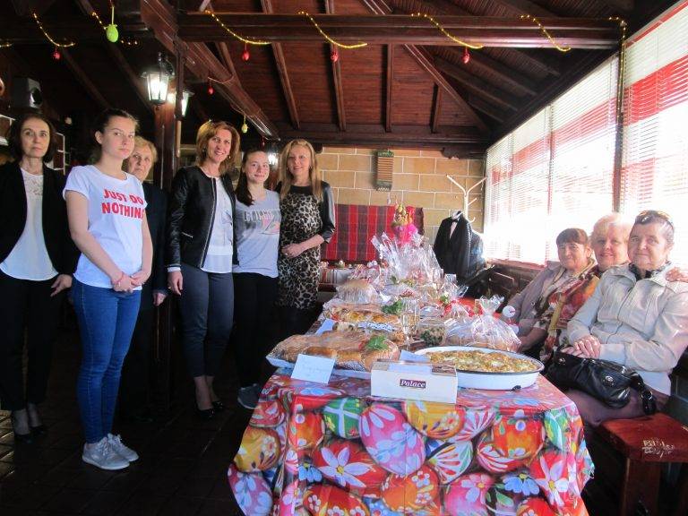 Горещи новини | Кулинарна Великденска изложба организира женският съюз в Лясковец