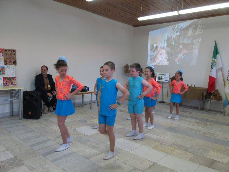 Над хиляда рисунки събра втора Национална изложба на лясковското училище „Цани Гинчев”