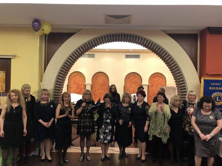 Горещи новини | Лайънс клуб ”В. Търново – Царевец”  дарява 4000 лв. за бебе с левкемия