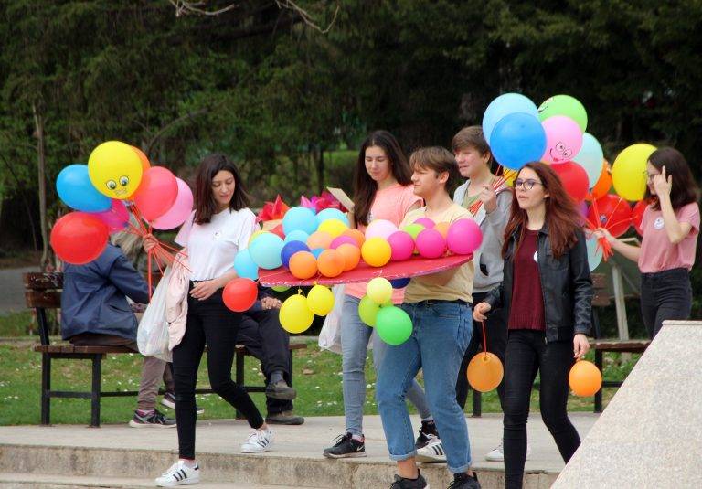 Великденски хепънинг за децата организираха от БМЧК