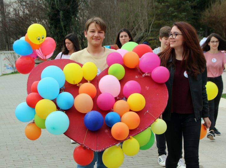 Горещи новини | Великденски хепънинг за  децата организираха от БМЧК