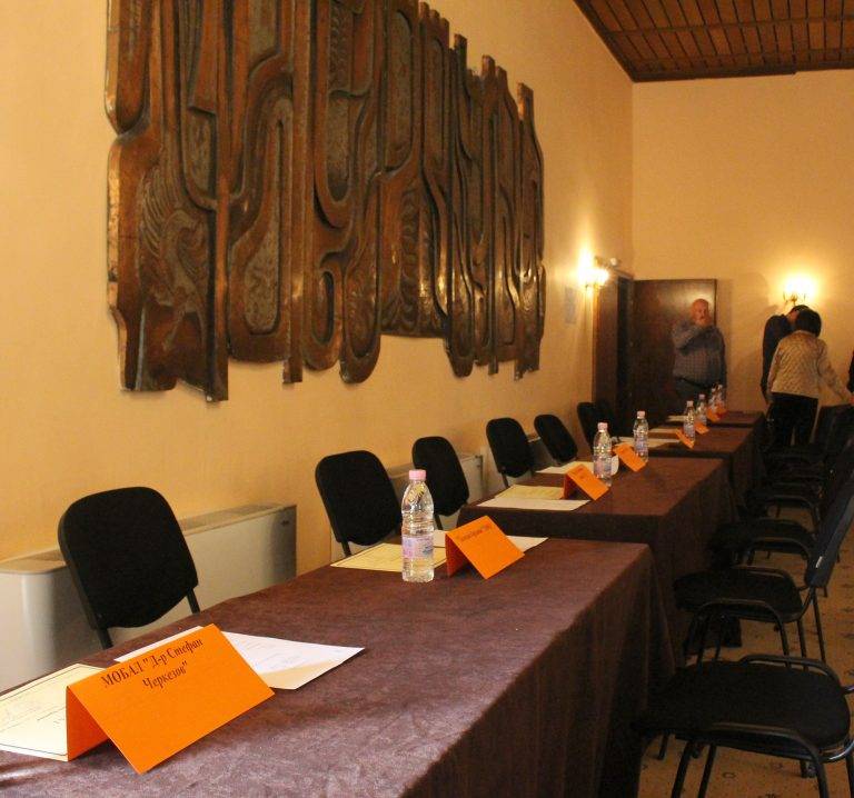 Близо 50 фирми се включиха в трудовата борса във В. Търново