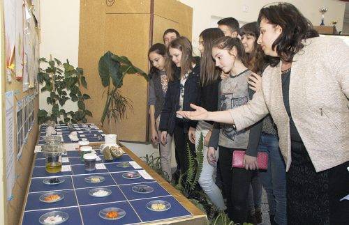 Горещи новини | Учителят Руска Христова спечели  наградата “Акад. Матей Матеев”