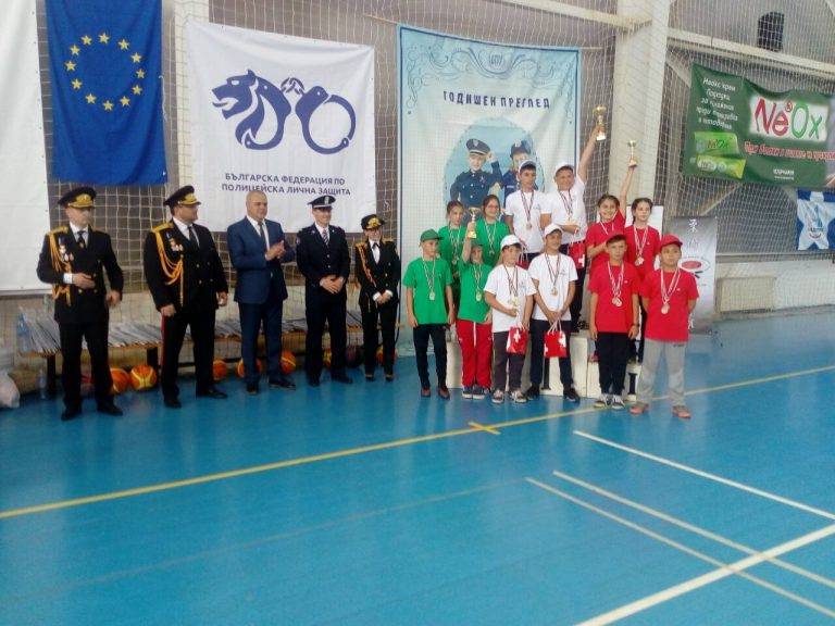 Отборът на СУ „Вела Благоева“ е трети в националното състезание на Детските полицейски управления