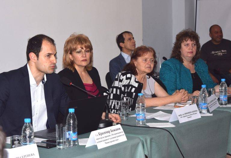 Експерти от областните администрации търсят решения за облекчаване на услугите за граждани