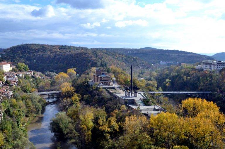 Горещи новини | Съветът на Европейските общини и региони ще заседава във Велико Търново