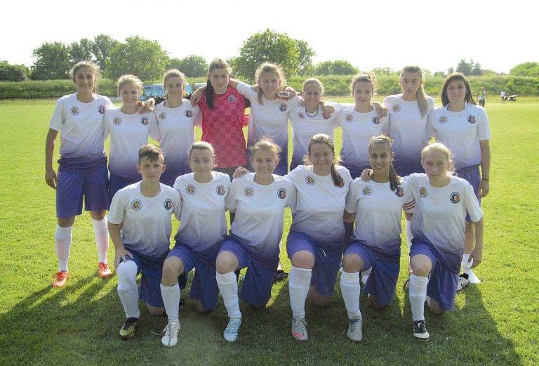 Спорт | Етърки си осигуриха бронзови медали от “А” група при жените