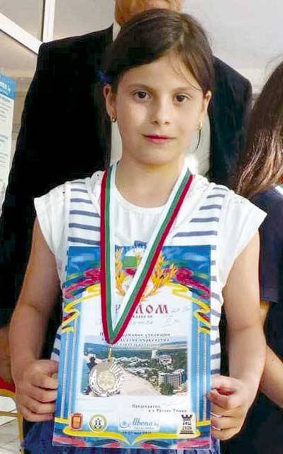 Спорт | Стефани Бижева със сребро от държавното при 9-годишните