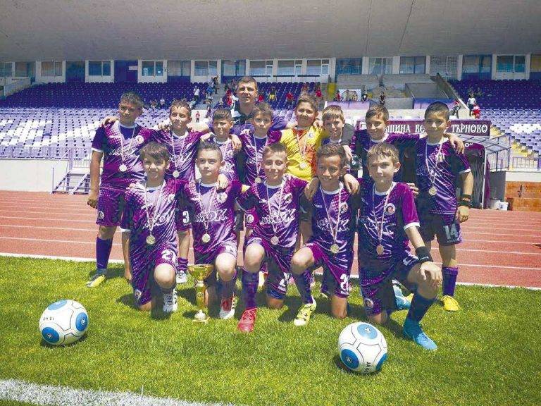 Спорт | Децата на “Етър” първи на Футбол 7