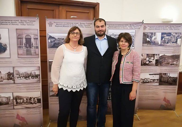Великотърновският музей откри в Букурещ изложба с уникални фотоси от Руско-турската война
