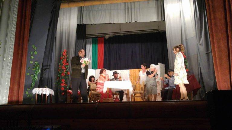 Читалището в Церова кория празнува 135-годишнина с театрална премиера