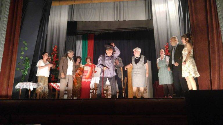 Читалището в Церова кория празнува 135-годишнина с театрална премиера