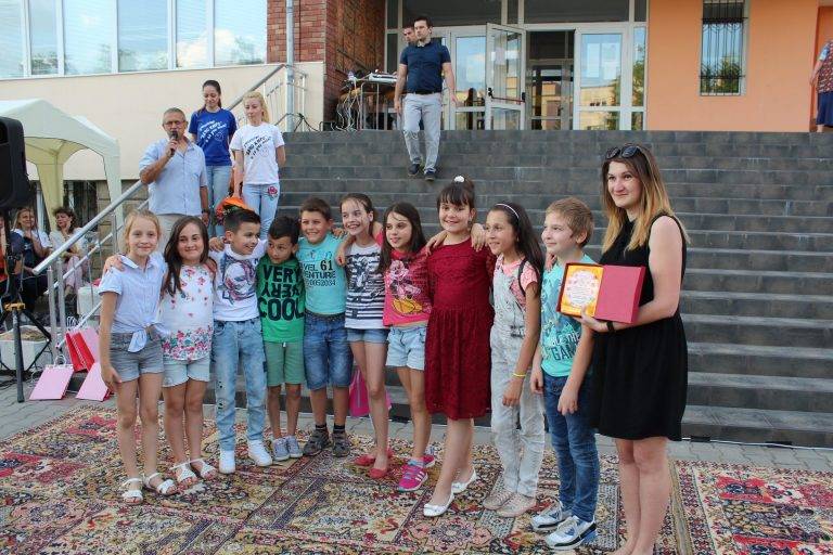 Култура | Малки и големи кулинари забъркаха вкусни  шедьоври за конкурса на ОУ „Бачо Киро“