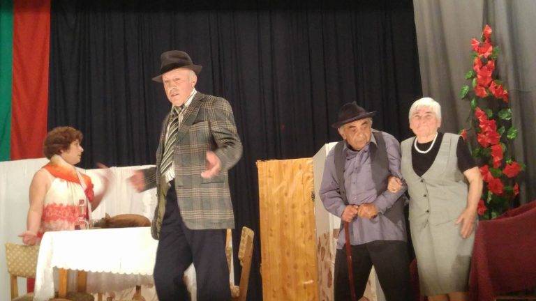 Читалището в Церова кория празнува 135-годишнина с театрална премиера