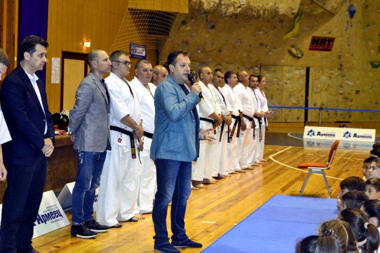 В. Търново домакинства Държавното първенство по киокушин за деца