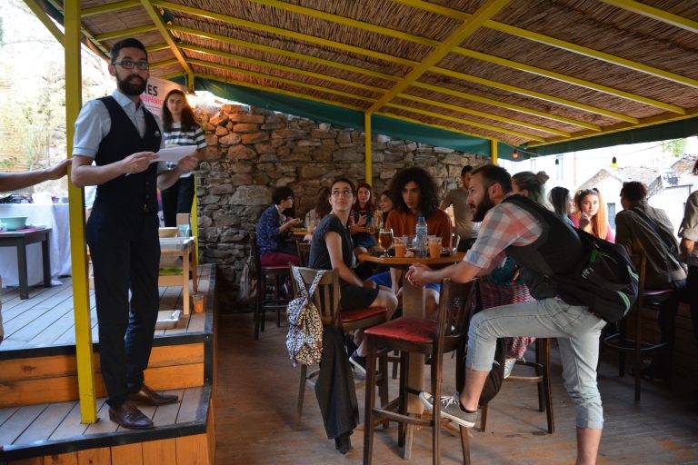 Култура | Откриха Mes Hispanico с такос, тапас и гаспачо