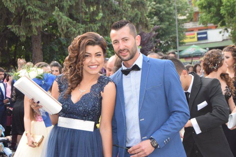 304 абитуриенти дефилираха на червения килим в Г. Оряховица