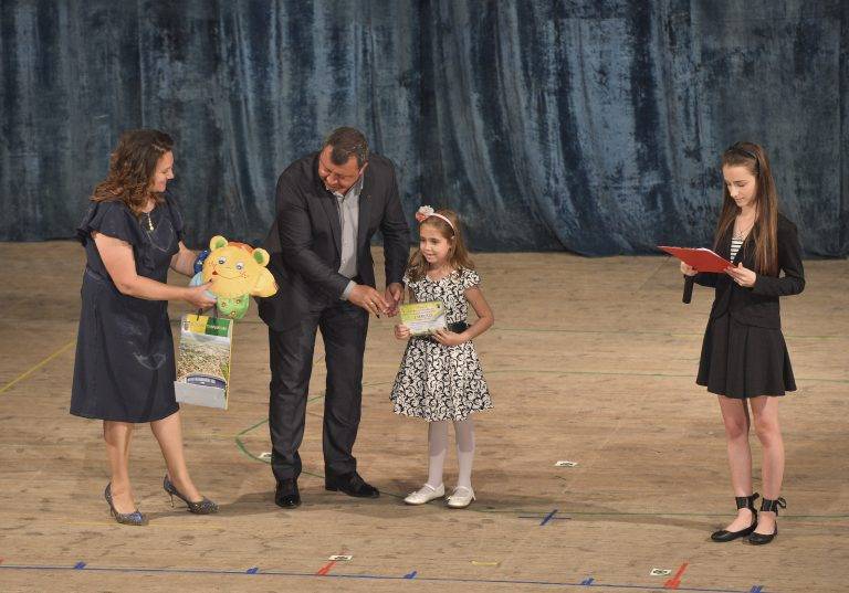 Малки творци от цялата страна се включиха в национален конкурс в Павликени