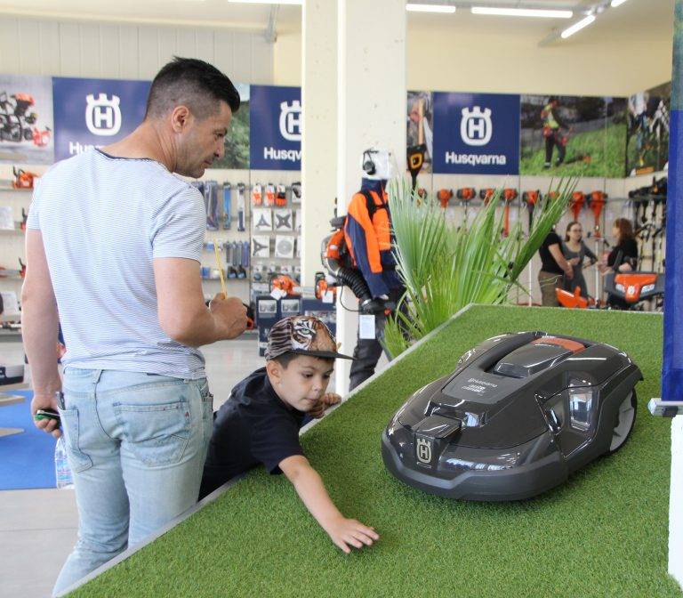 Откриха официално GardenMAX –  магазина за висококaчествена техника