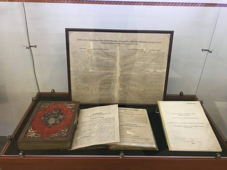 Реликви от търновския музей гостуваха в Нощта на музеите в Плевен