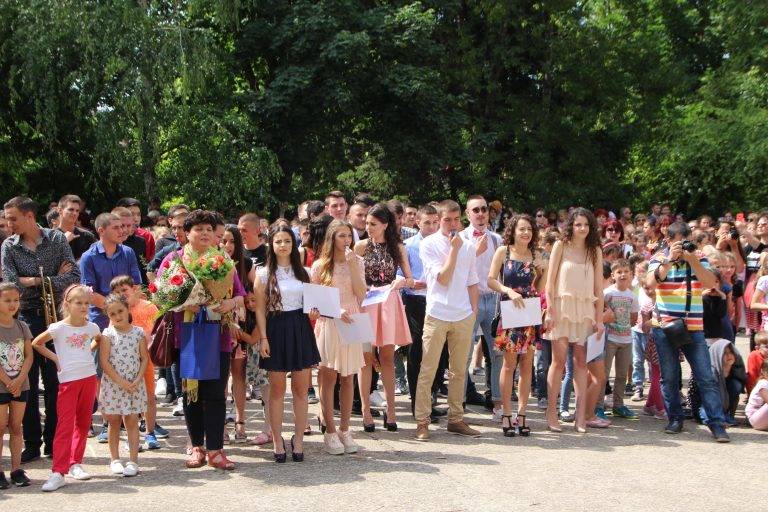 Горещи новини | СУ “Емилиян Станев” изпрати Випуск 2018