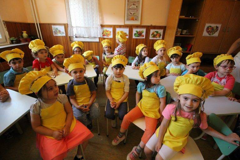 240 малчугани от ДГ „Ален мак“  станаха посланици на Джейми Оливър