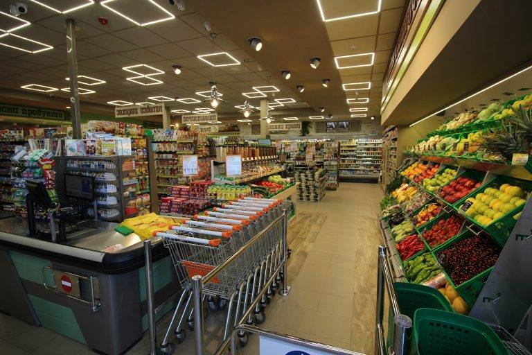 Стотици дойдоха на откриването на втория магазин от веригата “Абсолют+” в Павликени