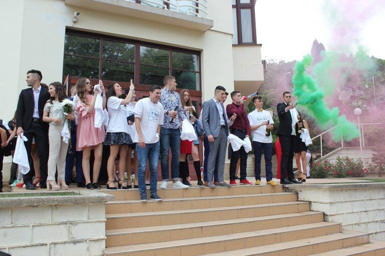 Американски колеж „Аркус“ изпрати шампионския си випуск