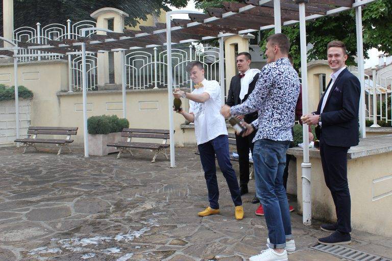 Американски колеж „Аркус“ изпрати шампионския си випуск