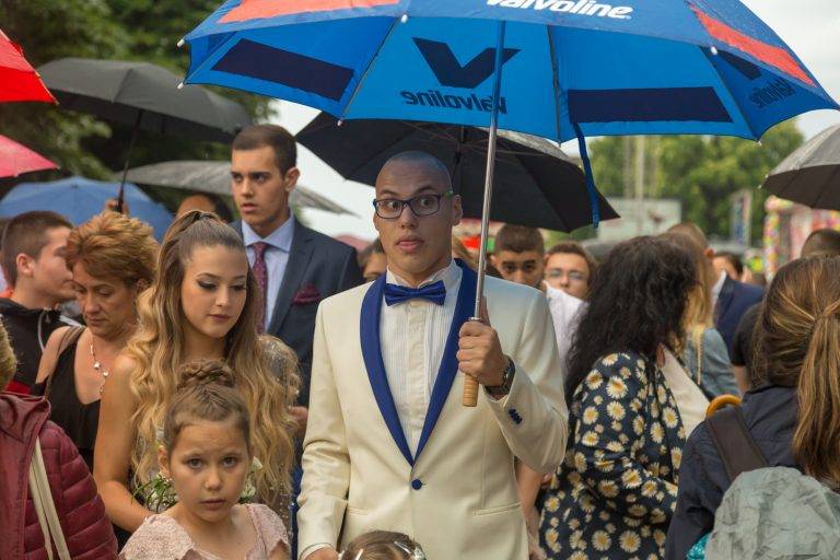 Сълзи от радост и звезден шик във втората вечер на баловете