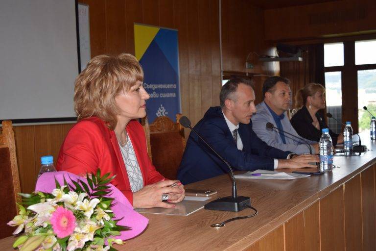 Горещи новини | Според министър Красимир Вълчев висшето образование за приоритетните направления може да стане безплатно