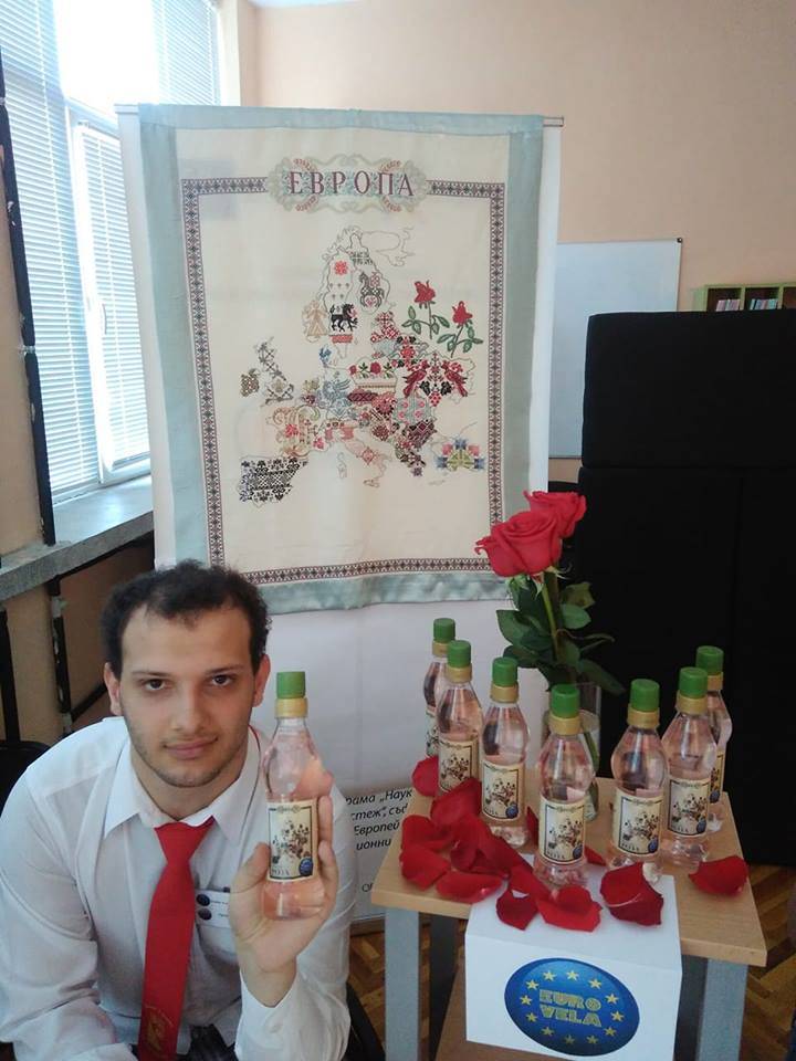 Учебните компании на СУ “Вела Благоева” отиват на националния панаир