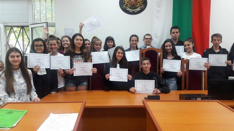 Приключи съвместният проект на СУ “Г. Измирлиев” с Районен съд – Горна Оряховица