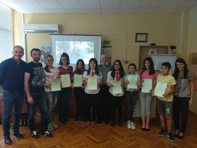 Култура | Ученици от СУ “Вела Благоева”  осиновяват войнишки паметник