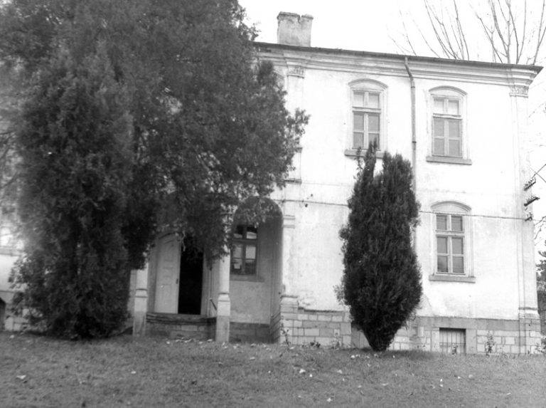 Елена | Изгорялото училище в Елена ще се възстанови по програмата за трансгранично сътрудничество „Румъния-България“ 2014-2020