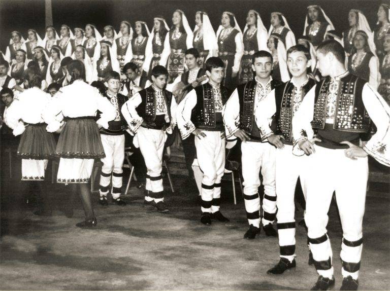 Култура | Издирват основателите на Ансамбъл “Българче”