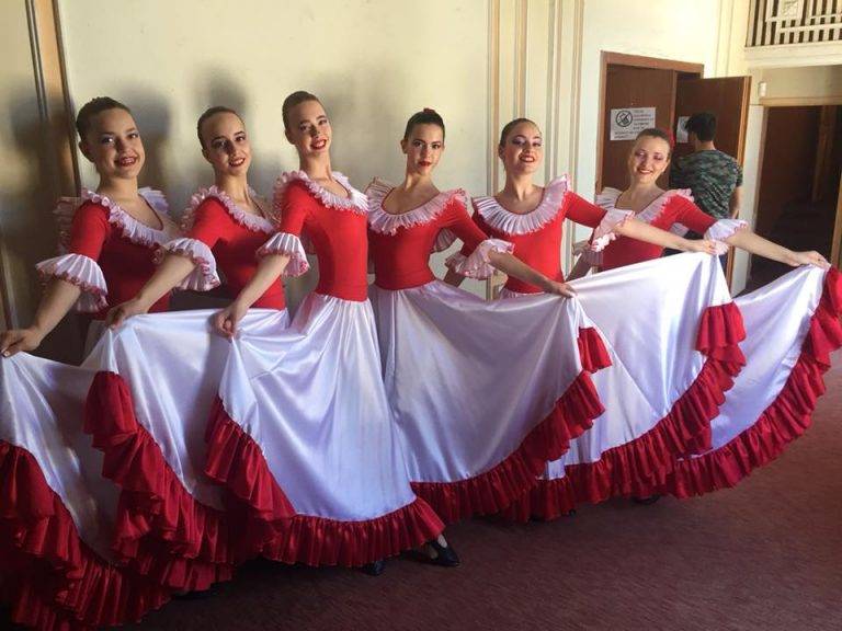 Горещи новини | Състави на лясковското читалище завоюваха награди