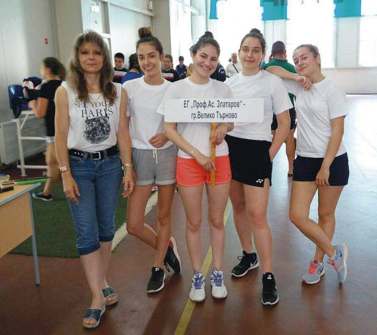 Спорт | Шесто място за ПЕГ “Проф. д-р А. Златаров” на финалите по бадминтон за девойки