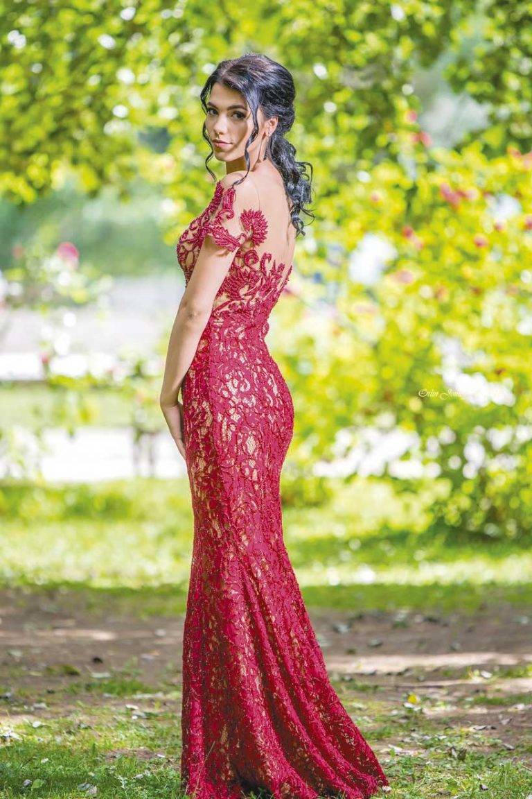 Читателите на “Янтра ДНЕС” избраха  най-хубавите абитуриентски снимки