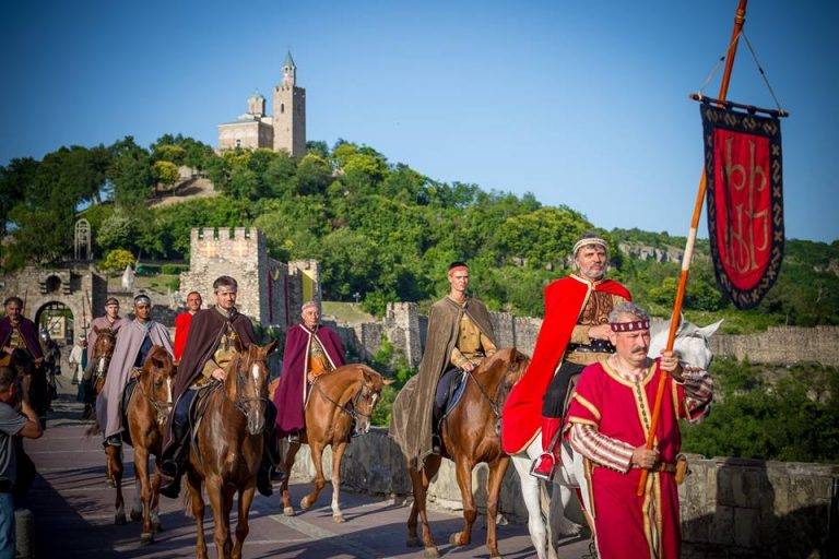 Горещи новини | Групи за „жива история“ от пет държави  връщат средновековието на Царевец
