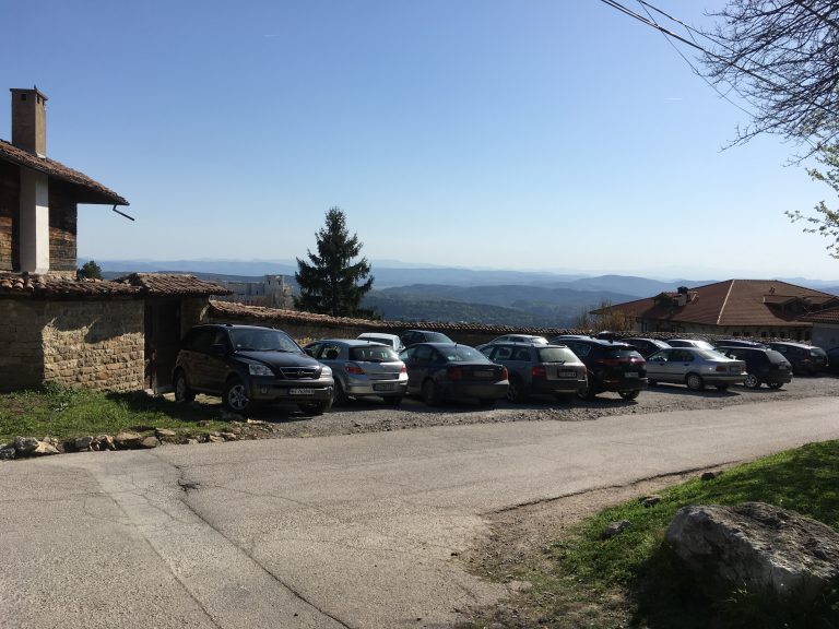 От читателската поща: Какво автентично и културно остана в Арбанаси?