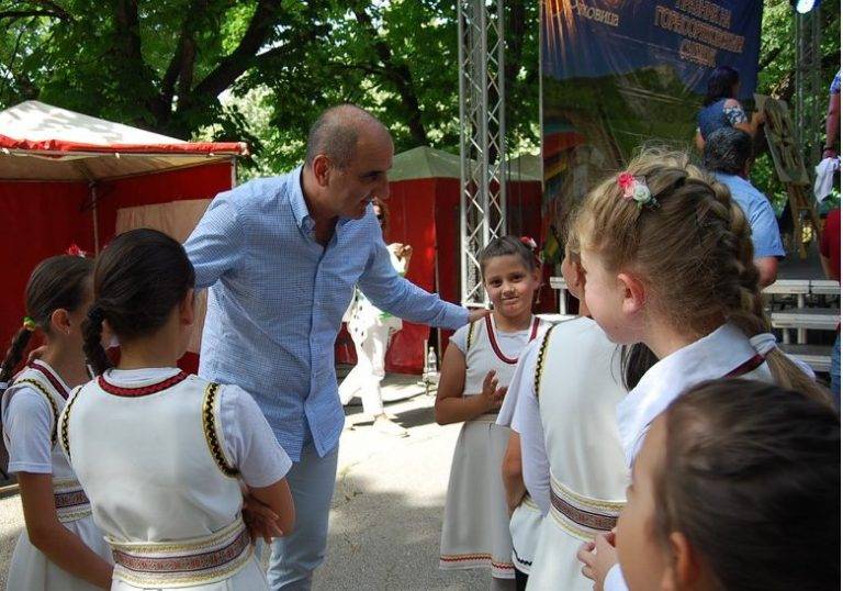 Цветан Цветанов присъства на празника на горнооряховския суджук
