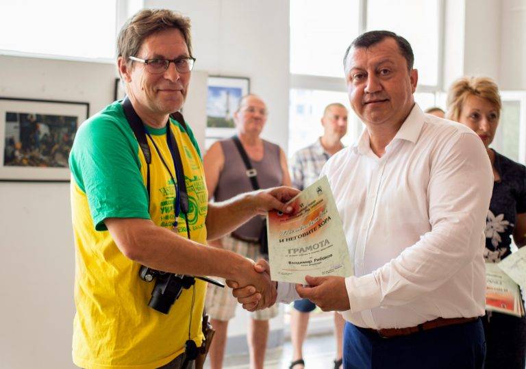 Павликени | Показват в изложба фотосите от пленера  „Павликенският край и неговите хора”