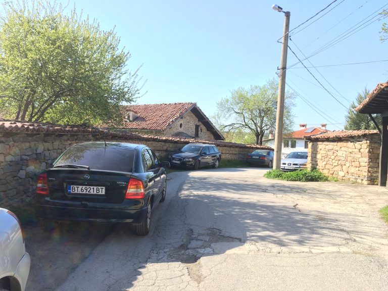 От читателската поща: Какво автентично и културно остана в Арбанаси?